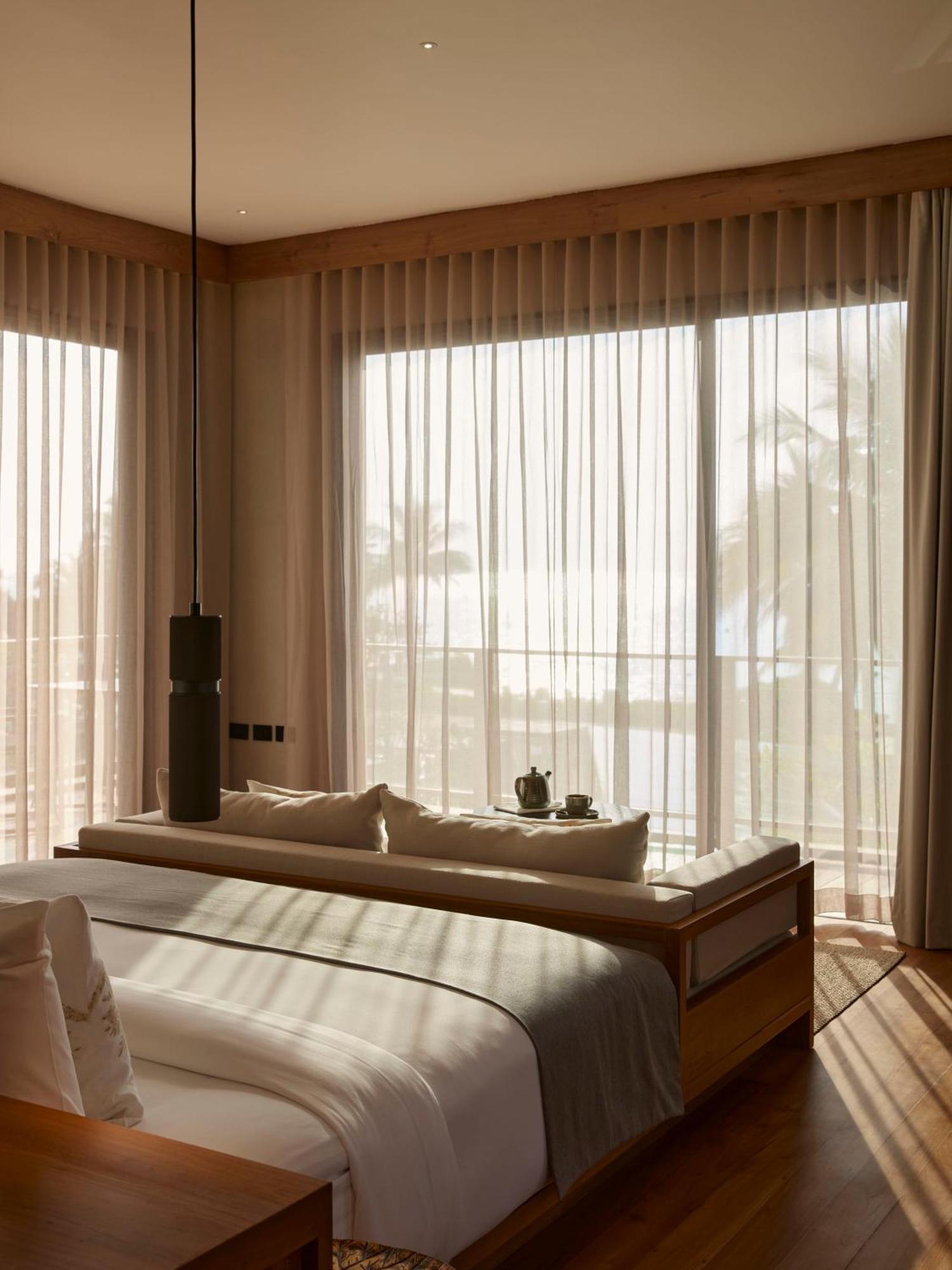 Отель The Retreat,