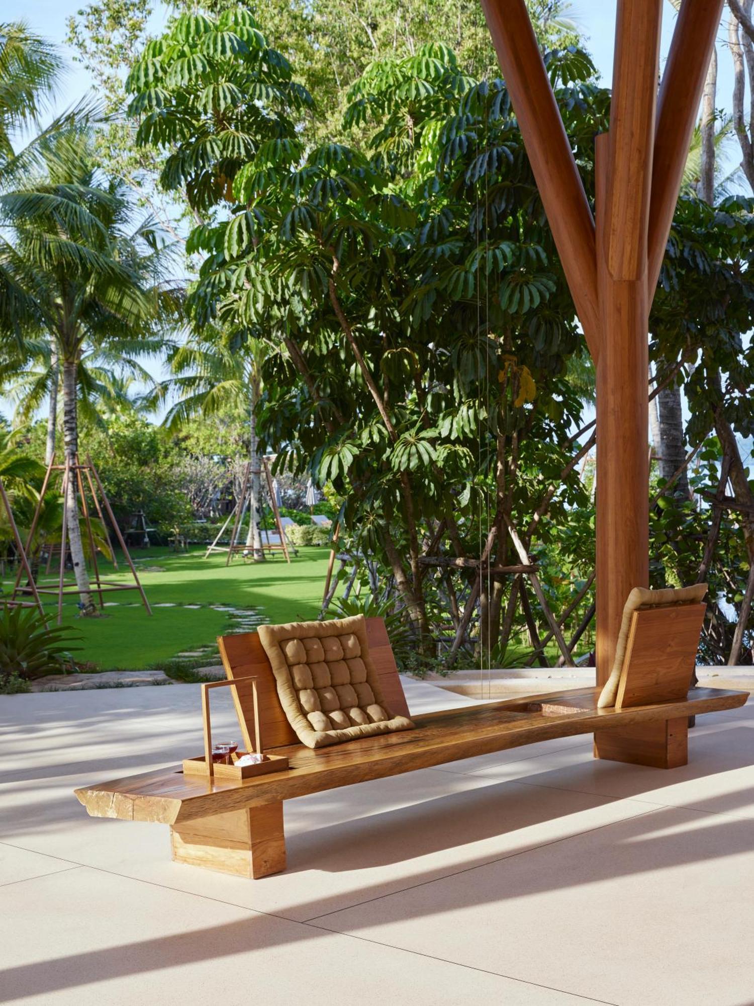 The Retreat, Отель 5*