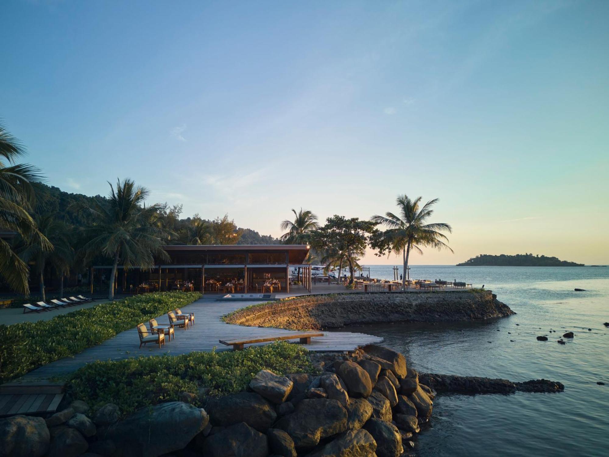 The Retreat, โรงแรม