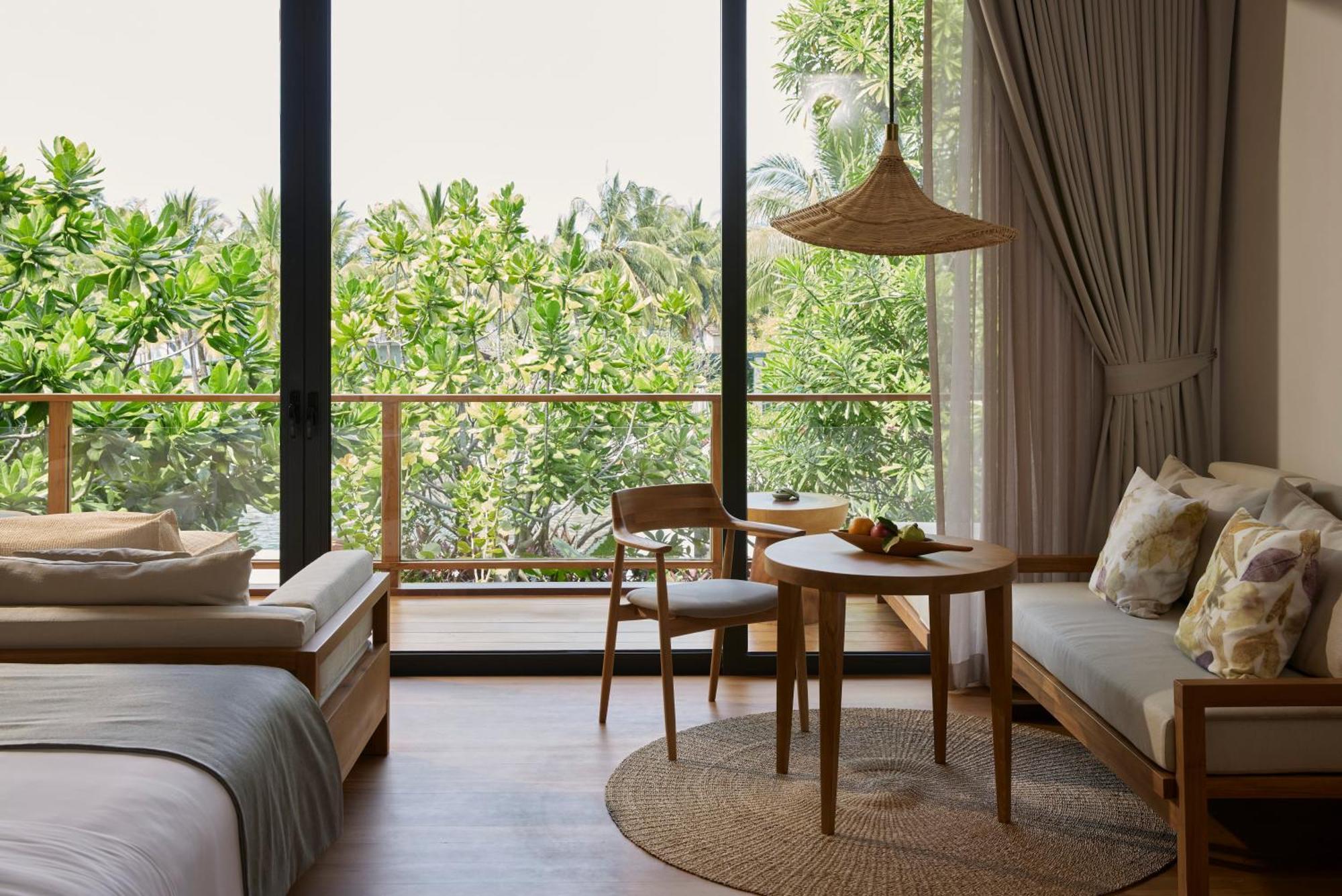 The Retreat, โรงแรม
